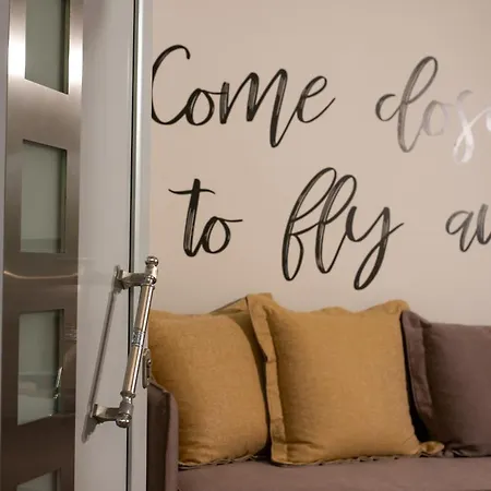 Muses Studios Apartment *