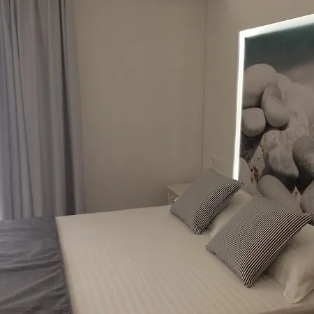 Muses Studios Apartment *