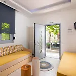 Muses Studios Apartment *